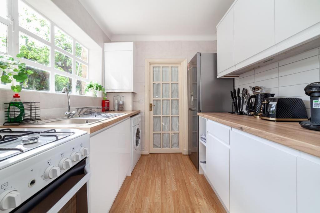 One Bedroom Flat In The Heart Of Brixton Londyn Zewnętrze zdjęcie